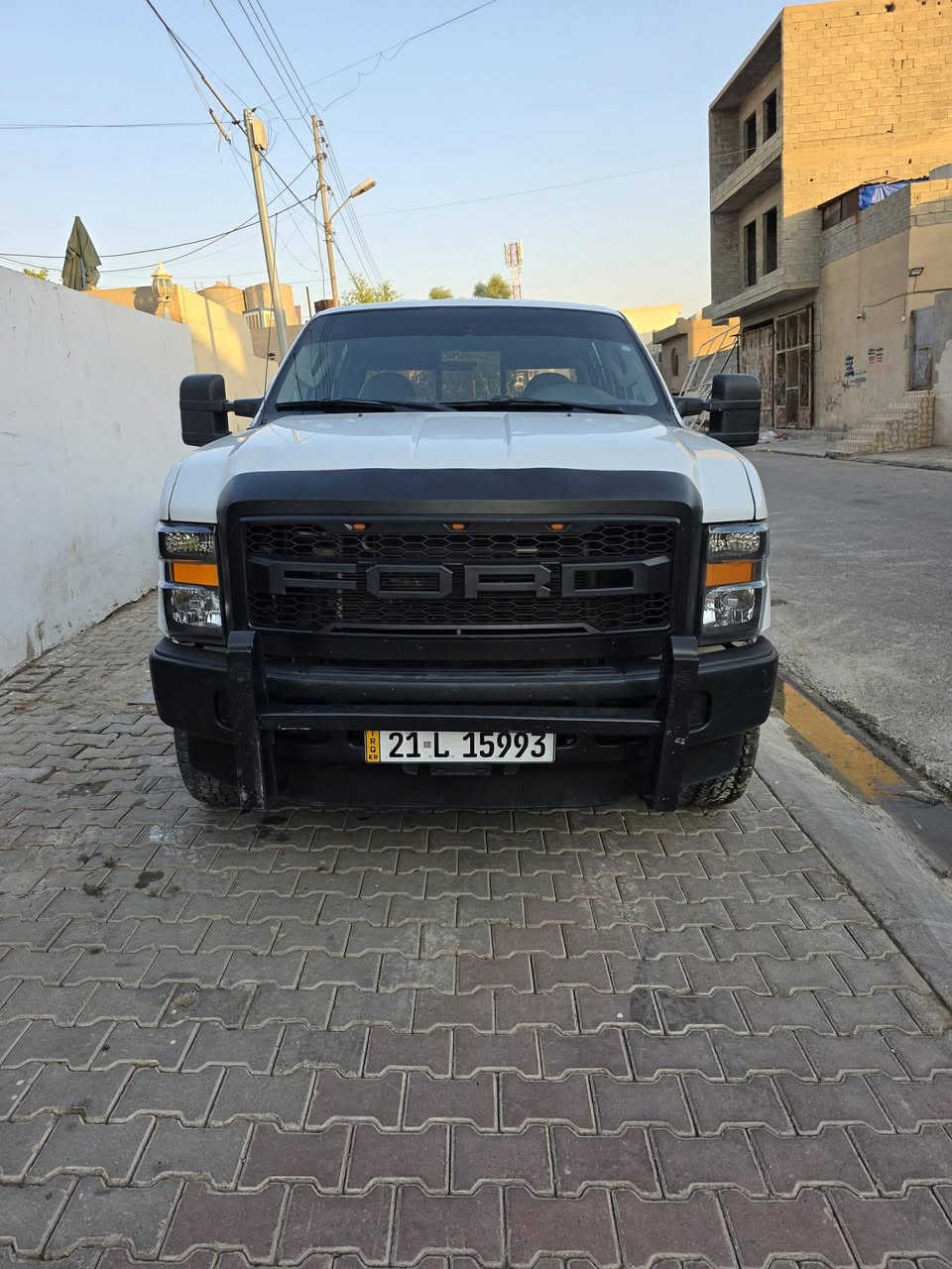 سلام عليكم فرود ف٣٥٠ للبيع فقط بدون مراوس
موديل ٢٠٠٩ 
محرك ١٠ بنزين 
منضومة غاز ايطالي 
بدون ضربه وصبغ 
مكاني كركوك 
١٢٨الف كيلو ماشي 
كهربائيات كاه شغال 
تبريد ثلج 
سياره بدون نواقص 
سعره ١٢٠ 
***********
