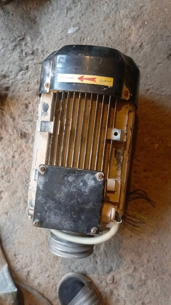 سلام عليكم ماطور 20حصان بلادي جديد دورا 3000 للبيع سعر 350 مكاني بابل ***********شراي تصل
