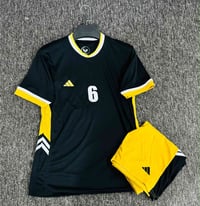 انستا.  6uq.0 القياسات  L   xl    xxl  السعر :12 قطعه 60 الف 24 قطعه 1...