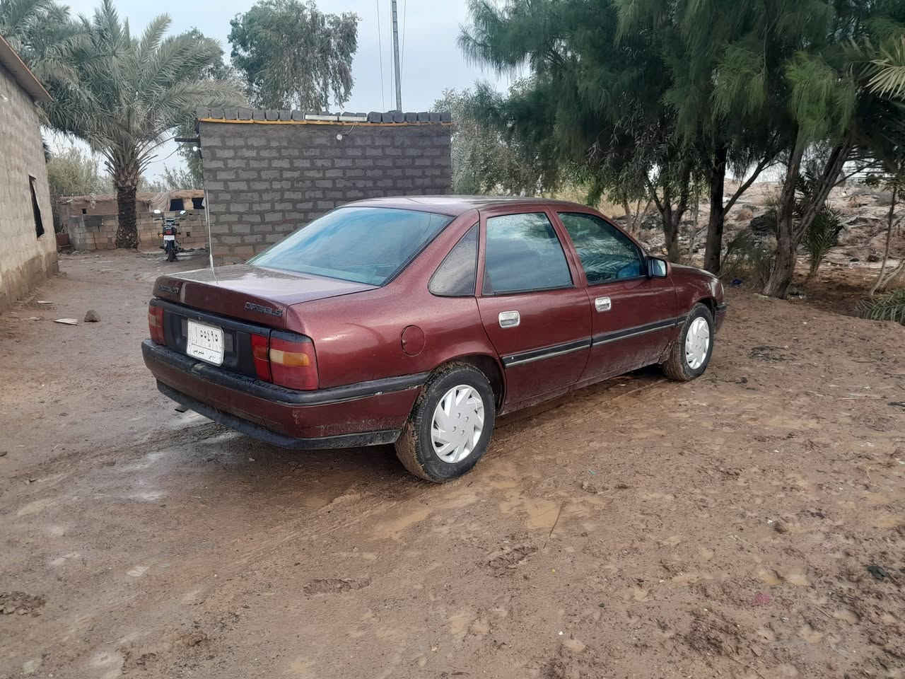 اوبل٩١ شرط كير محرك سياره بدون ضربه مكفوله كهربائيات تخم تاير محرك ٢٠٠٠ سياره جديده مكان السياره ديالى العضيم  صاحبها الشرعي بكركوك تحويل او وكاله وسنويته ل٢٦ السعر ٤٠وبيها مجال الرقم ***********
