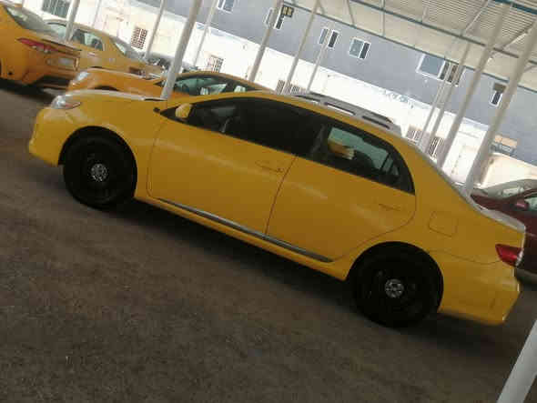 سلام عليكم من رخصت الادمن كورلا للبيع موديل 13 رقم بغداد دولي مكينه وكير شرط صدر جديد باتري جديد زنون  سياره برقي ميعوزه  السعر 117 وبيهه مجال
