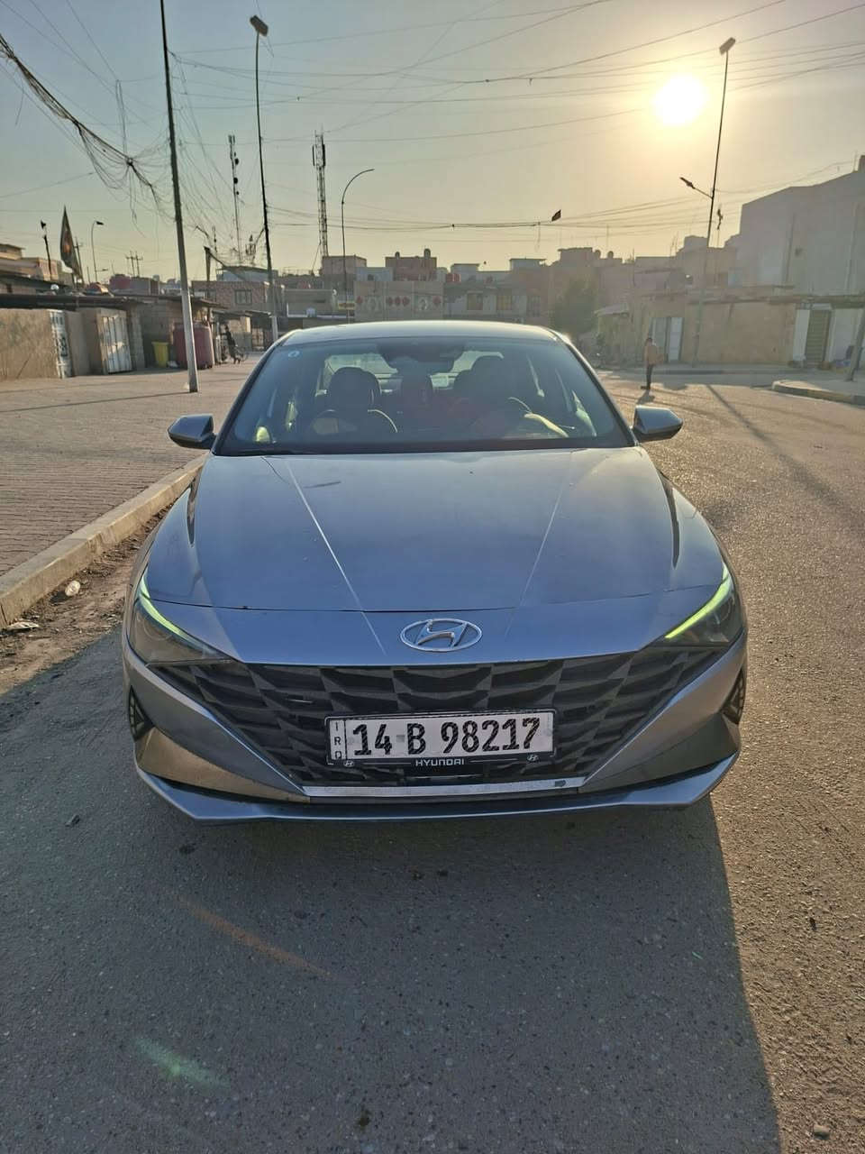 النترا 2021 وارد امريكي حره بسمي 
حادثها جاملغين امامي واحد مصلح واحد مبدل  البنيد نفسه مصلح ومرجعينه 
بدون ايرباك بدون دواخل 
السياره فول ما عدى الفتحه حداديه جديده امس مبدلها كامله
بيها تلحيضات داير السياره يرادلها بولييش وهسوالف وتكحيلات بيها شخوط خفيفه بل بديه 
القماره بيه ضربه مال تحميل السعر 137وبيها مجال
رقم لهاتف ***********
