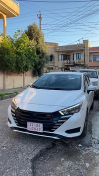 نيسان فيرسا • ٢٠٢٥ • بدون صبغ