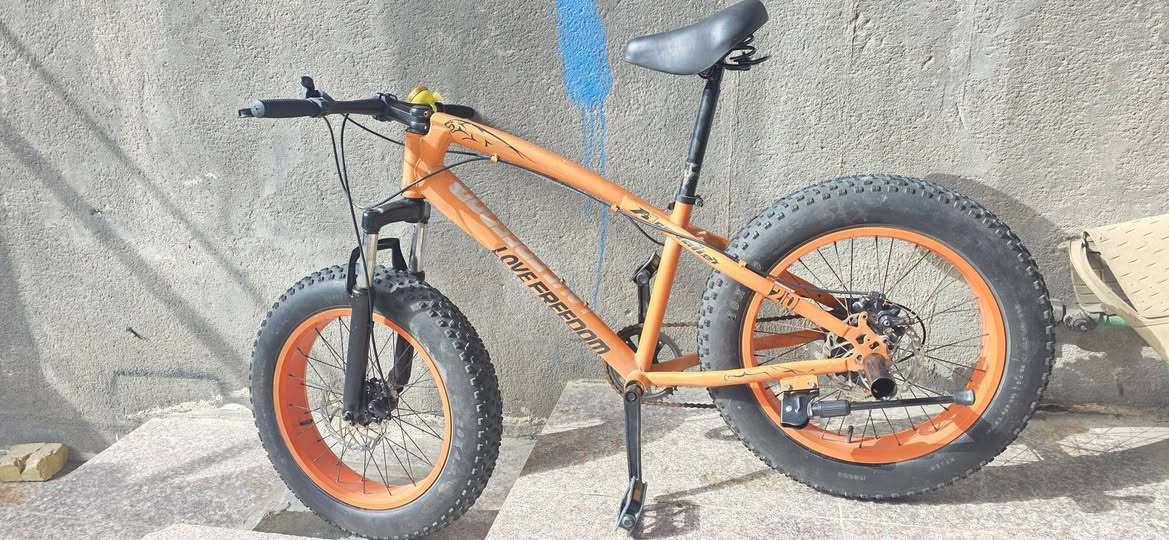 بايسكل بهاذ الشكل فافون باله كلشي بي شيمانو الاصلي المكان بصره گرمة علي السعر 125


**إذا كنت صاحب هذا الإعلان وتريد حذفه لأي سبب، رجاءا أرسل رسالة إلى الدعم الفني**