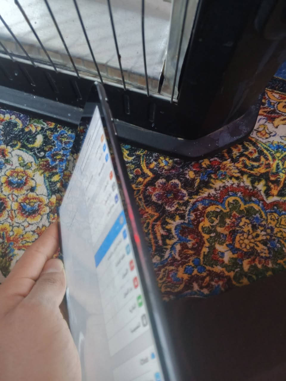 سلام عليكم ايباد ابل للبيع ذاكرته 12يمكن لو 128 بي مشكله من شغل فيديو الا هتفون يلا تسمع الايباد بعده جديد لوك زلغ مابي يمكن لو 6 لو 5 ماعرف بي  يعني للجهال يباوعون بي للدراسه بس الايباد مو مال بوبجي من الاخير سعره 30 لا تعبك ولا تعبني للتواصل عل وتساب ***********
