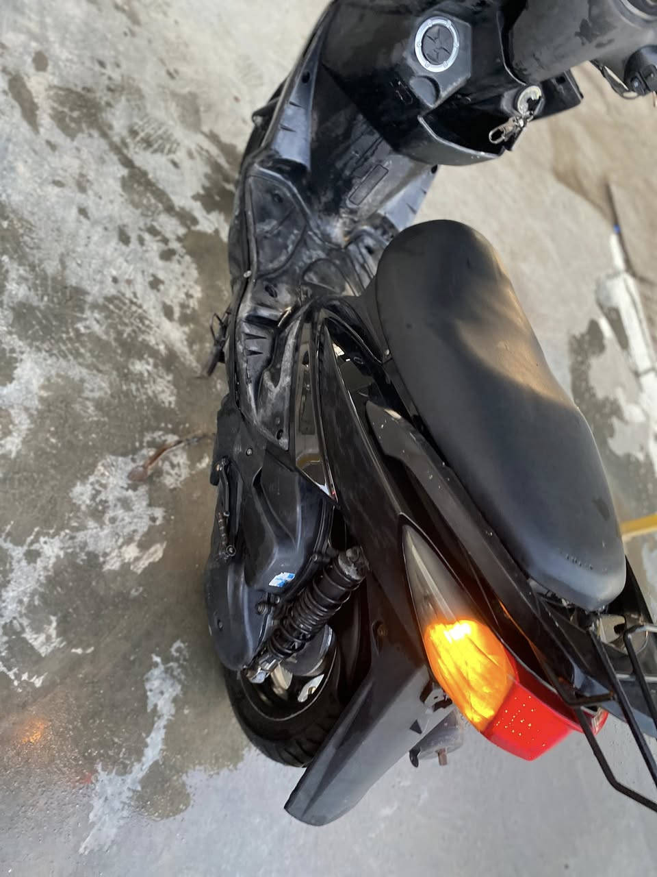 دراجه سكنز للبيه دراجه نوزل ماعايزه اي شي كامله امكمله نكره

سلف ادراجه مابيهه اي نقص مابيهه برغي مابيهه نقص تايرات جديده

دبلات جديده واقيه شديته بس مابينه بل صور مال صالنصه اي

 سعر٧٥٠استفسار تعال خاص او تعال وات ساب عله هذه

الرقم ***********
