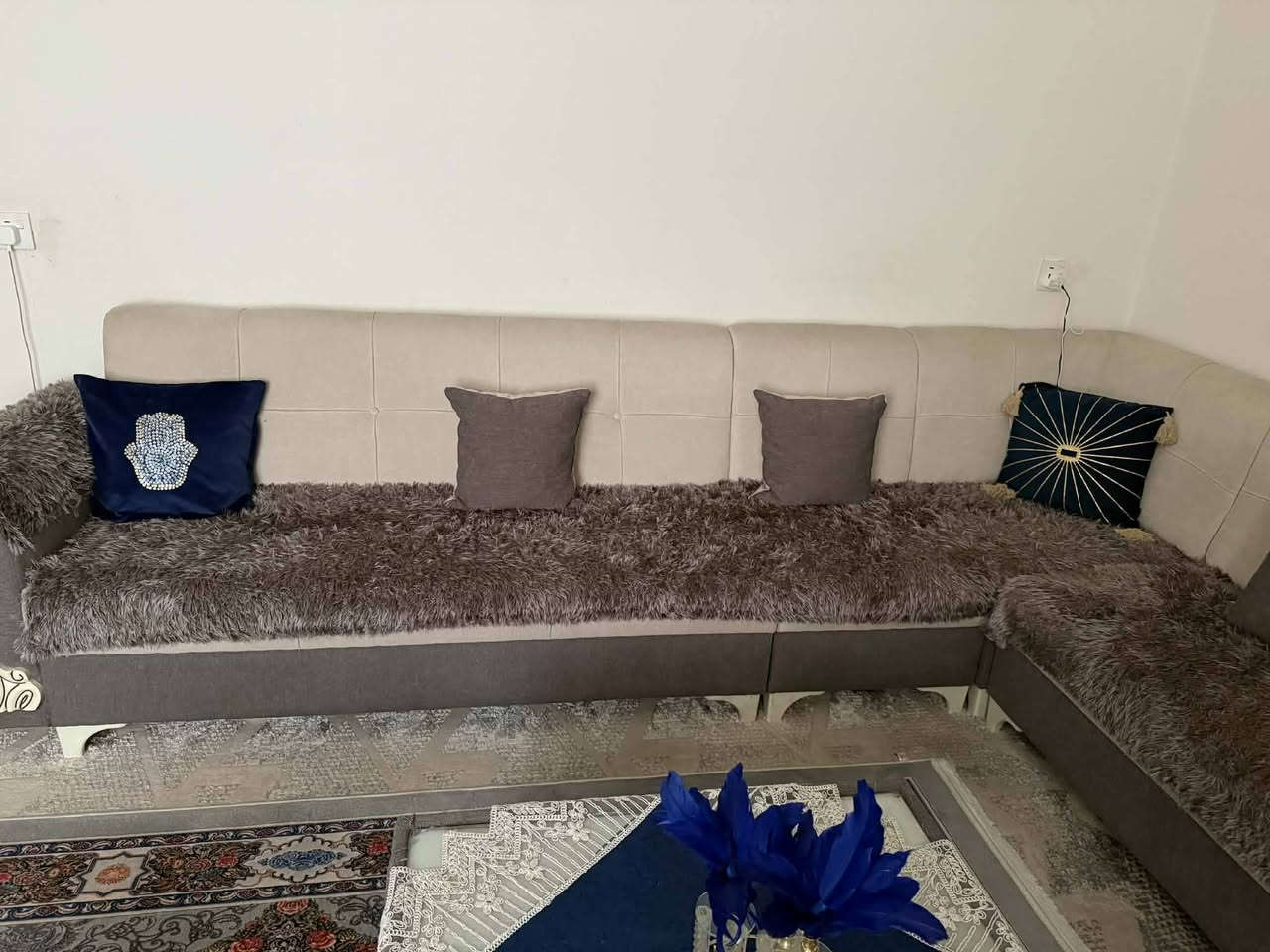 بۆ فرۆشتن بە مێزەوە تاقمێکی تۆکمەو جوان ٤٠٠ و معامەلە


**إذا كنت صاحب هذا الإعلان وتريد حذفه لأي سبب، رجاءا أرسل رسالة إلى الدعم الفني**