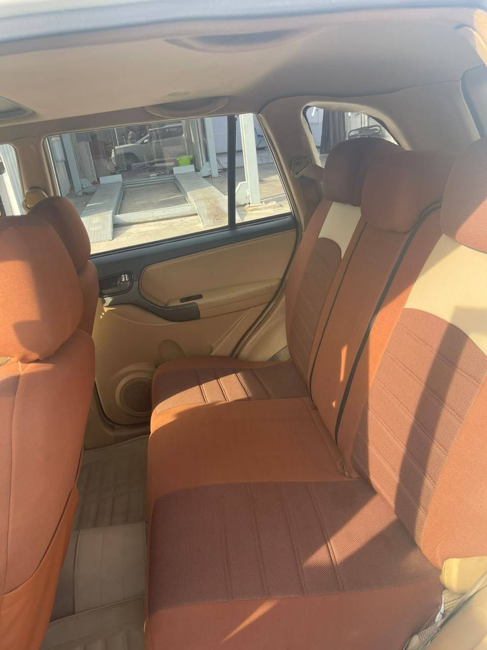 السلام عليكم
شيري تيكو ....
موديل:2013
قطعتين صبغ فقط
تدفئة وتبريد شغال
نضيفه كلش
السعر 67 وبي مجال بسيط


**إذا كنت صاحب هذا الإعلان وتريد حذفه لأي سبب، رجاءا أرسل رسالة إلى الدعم الفني**