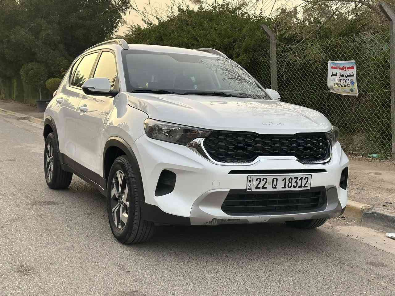 للبيع
كيا سونيت موديل 2023 شكل
الجديد خليجي 
ماشي 44
رقم اربيل الجديد باسمي السنويه
لون ابيض 
مواصفات
شاشه كبيره نفكيشن مع كامره
المري ترحيبيه شفط
ويل كب كروم
حساسات خلفيه
كيجات الكتروني
قطعتين خلفي و امامي
كير اوتو 8 نمر
محرك cc 1600 دبل نوزل
اقتصادي جدا
شباك بيانو بلاك
سونار مرفق بل منشور
بدون دواخل
العنوان بغداد حي البنوك
السعر 124 $
***********
