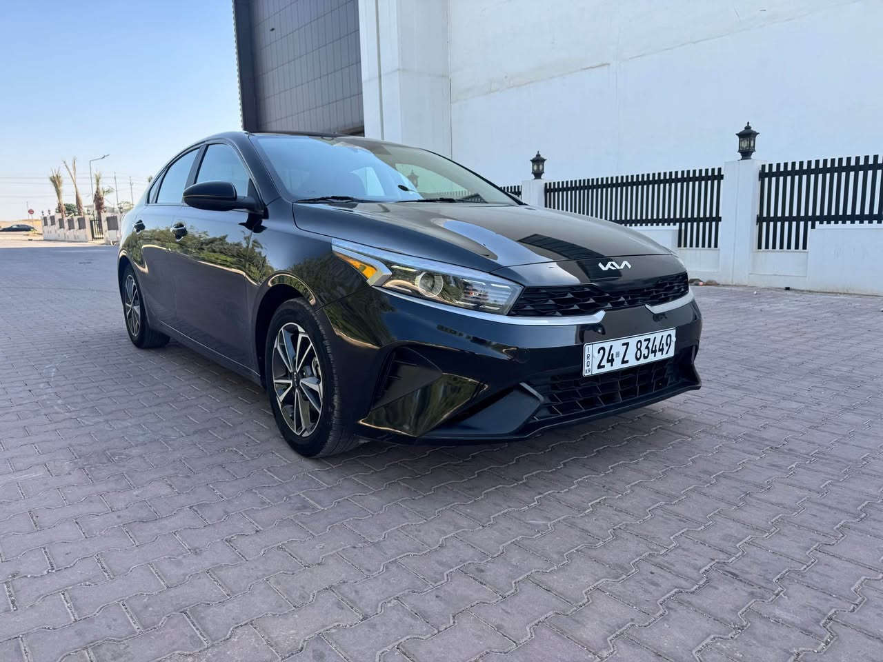 كيا فورتي موديل 2022 موصفات ويل كب و شاش كبير و ردارت امام و خلفي و جنبي ضرر جاملغ و باب سايق بدون دوخل و بدون ايرباك سعره سيارة 140$ مجال مكان سيارة عقره رقم تلفون كورك وتساب *********** دهوك, العراق
