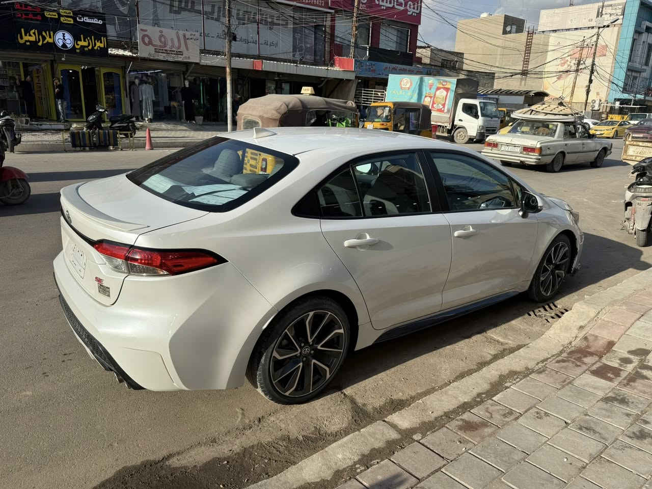 كوريلا 2022 وارد امريكي رقم بغداد بغداد معوقين 
مواصفات se / رادار امامي / مانع اصطدام
تحديد مسار / توقف ذاتي / شاشه كار بلي
سايد بريك دكمه / اوتو هولد
وبيها بعد مواصفات
الحادث طعجه بالبنيد + جامغ السايق مرفق مع الصور وبيها تقريبا 
السعر 140
مكاني بغداد للاتصال *********** واتس اب
