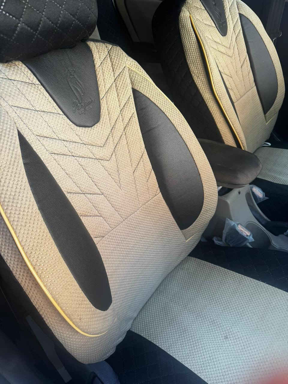 السلام عليكم اكسنت موديل 2016 ابيض مشروع وطني رقم إنكليزي وهزه كامله بسمي سياره لا ضربه ولا صبغ ولا تبديل بلاديه مواصفاته فتحه سقف اشاير مري 4 دسك ويل كب بك لايت لد نضام ايكو تقليل وقود منضومه زنون عالي ناصي وكشافات سياره جاهزه من كلشي تخم تاير كهربائيات سعره 113 مكانه صوب الكرخ ***********
