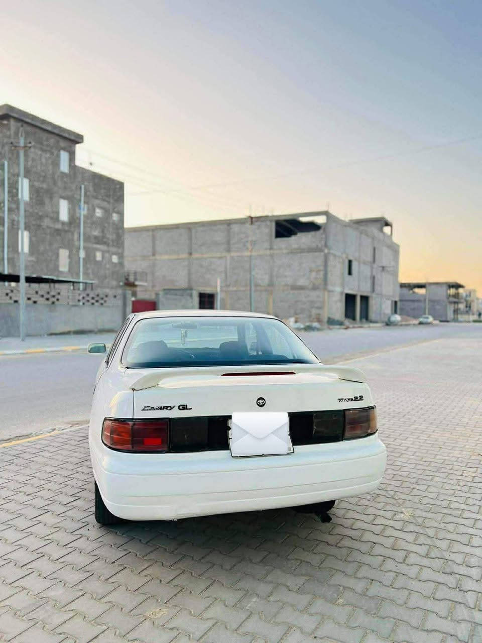 تويوتا كامري موديل 92 لون 
 ابيض
رقم اربيل شرط التحويل والغرامات 
السيارة بلادي يسرى بدون تحوير 
السيارة محرك كير شرط
محرك 4 اسلندر شرط لا تبخير ولا تنقيص 

تبريد ثلج شرط صدر دبلات جدد
اربع جامات كهربائي
قفل مركزي 
السيارة جديدة داخل وخارج وترايها فول 
السيارة بسعر مناسب جدا 52 وبيها مجال للشراي 
العنوان صلاح الدين تكريت
للأستفسار ***********
