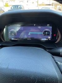 جيب كراند شيروكي 2023 فئة لمتد بلص ٧ راكب  حادثها صفحتين وبنيد بدون اي...