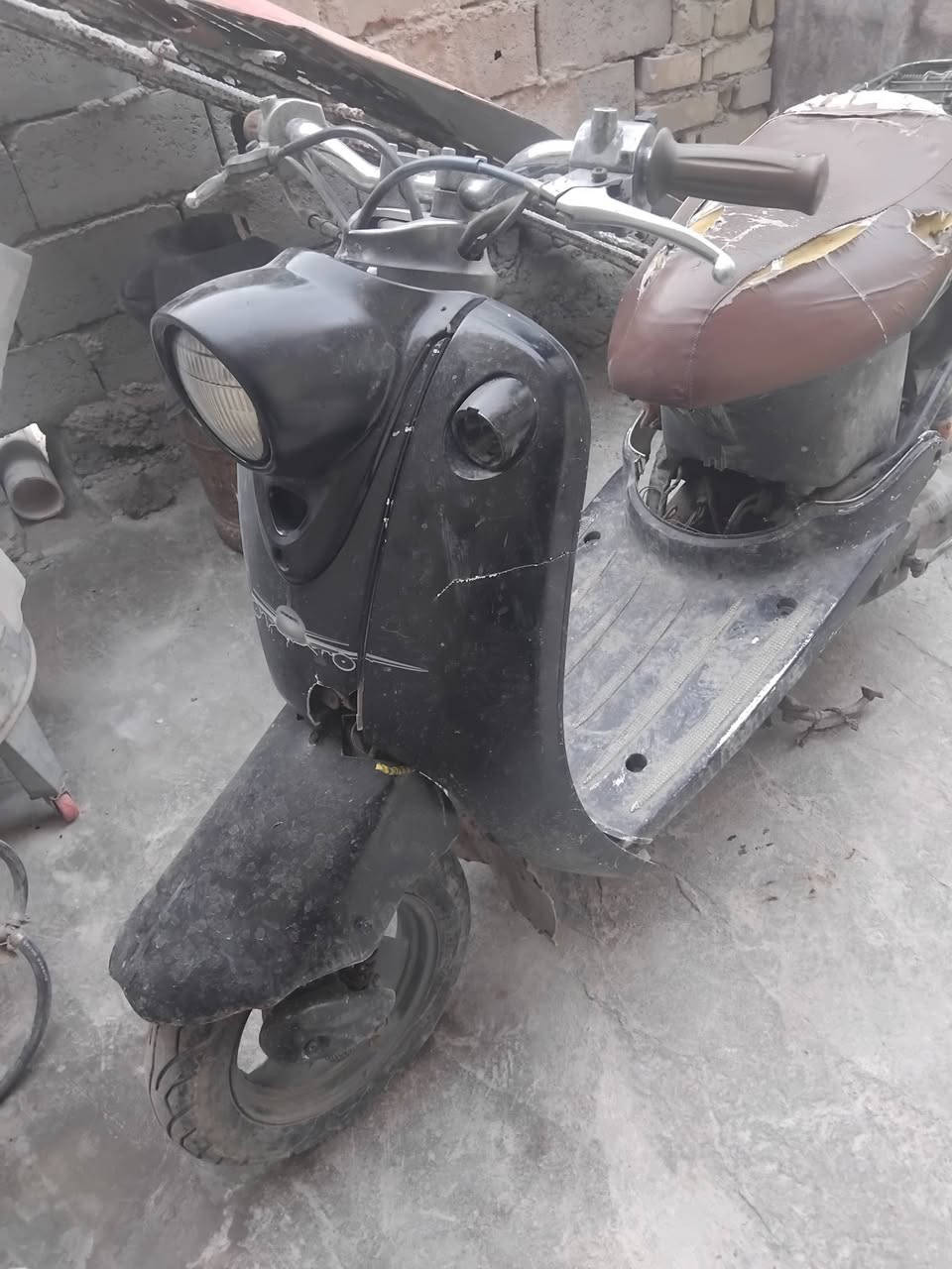 السلام عليكم دراجة عبد الحليم طافية تشتغل من تنضف كابريتر الدراجة وية كفراتهة مكاني بغداد الدورة رقمي ***********
