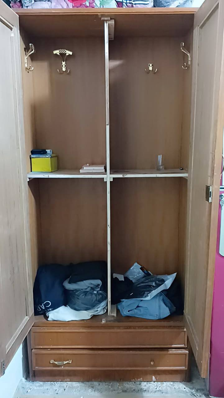 زاويه وترهم كنتور بابين حاطيلها رفوف السعر 70 وبيها مجال مكاني البوبيات شارع الودي قرب مدرسه الغزالي


**إذا كنت صاحب هذا الإعلان وتريد حذفه لأي سبب، رجاءا أرسل رسالة إلى الدعم الفني**