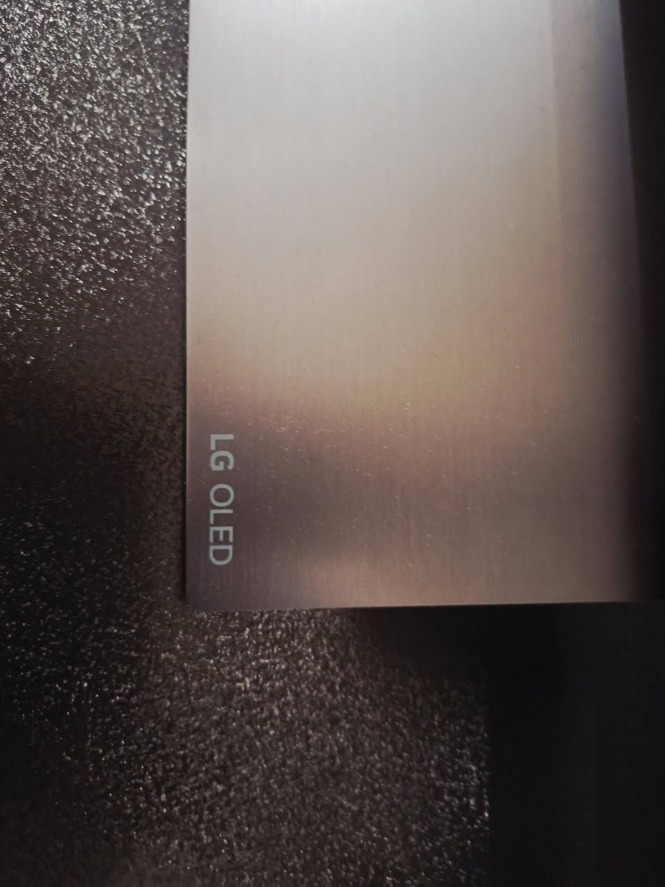 Lg c5 حجم 77 
للبيع ***********
