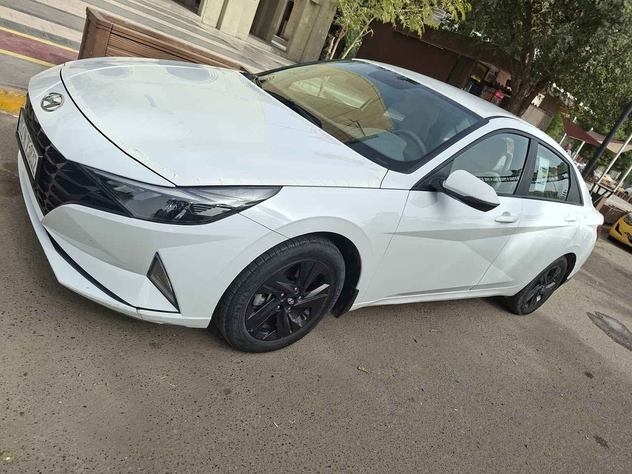 السلام عليكم النترا خليجي موديل 21 محرك 2000 دوش كير ATM بلادي مو سي في تي بغداد باسمي ماشيه 38 الف كيلو حقيقي  مكفوله السياره فقط بيها بارد باب عكس السايق كامله وجاهزه مكان السياره بغداد شارع حيفا سعرها157$ وبيها مجال بسيط *********** حتى واتساب بي الشراي يتصل وبخدمته
