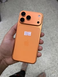 17 برو ماكس تك سيم كارت 256 نضيف كامل بعدة بالضمان بطارية 100 سعرة ملي...