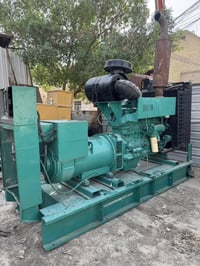 كمينز • مولد • ٤٠٠kVA