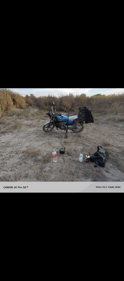 سيفان موديل 20 كلشي بدلتو بي
شرط نشاطه نار 
السعر 450 
مكان حمام العليل الصلاحيه
بي شقلتين السلف عايزو صجم و القمجه مال السرعه 
اما لايتاتا وكهربيات كلو شقال
*********** 
وعل خاص متواجد
