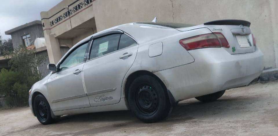 كامري ٢٠٠٧ وارد كندي رقم بغداد مشروع وطني
محرك ٤ سلندر ٢٤٠٠ مكينه وكير نضاف
صبغ عام ضررها جاملغ الايمن خشم الشاصي مصلح
قماره مابيها قطره معجون تكم وحوض مكفولات
تخم تاير جديد غرفتها كلش حلوه كهربائيات شغاله
السعر ٧٧ وبيها مجال مكان اسياره ابو غريب خان ضاري ***********   ***********
