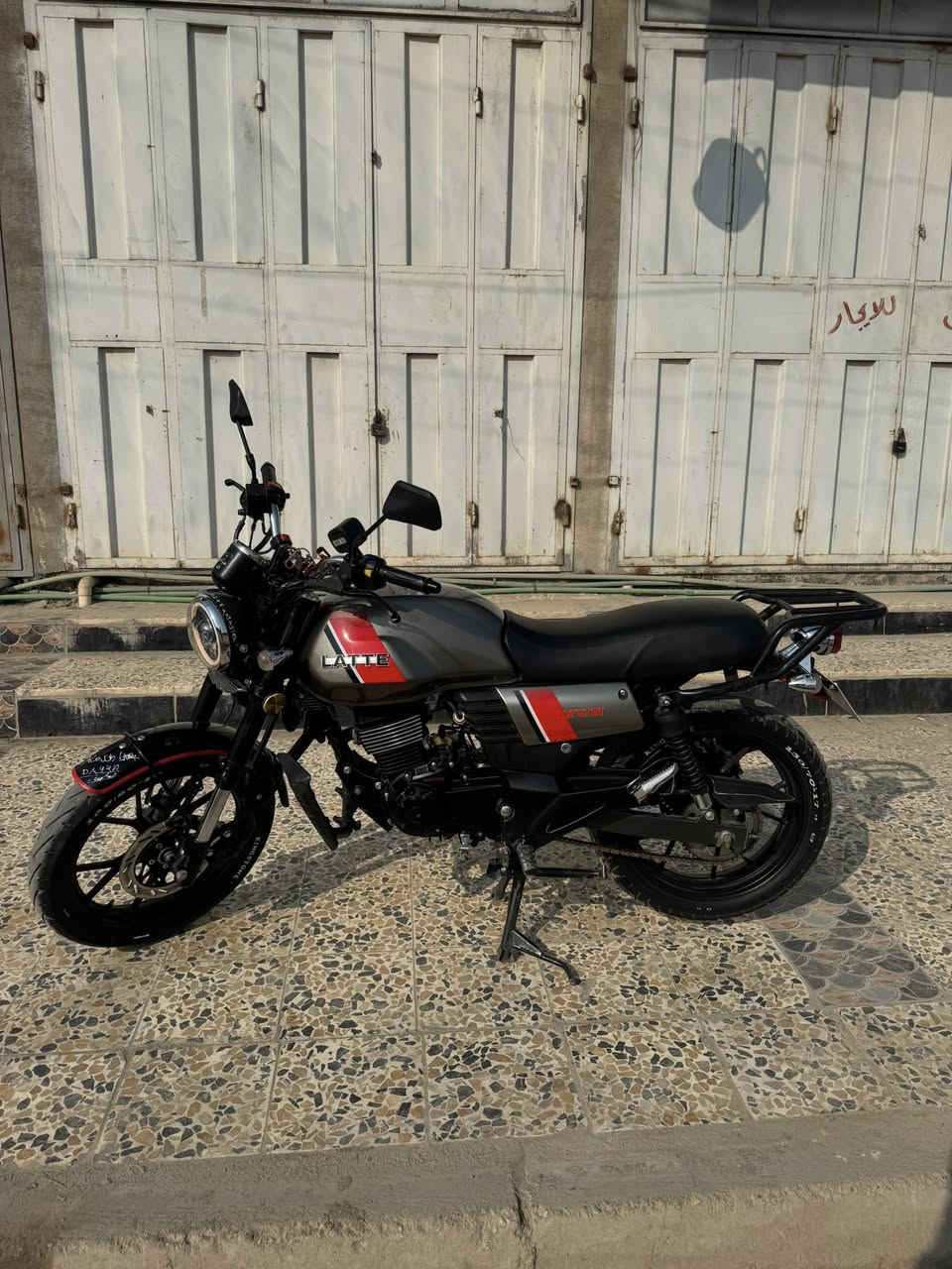 دايوان لايتي 2024 اوراق سكنر محرك 200
الدراجة مكفولة كفالة عامة محرك حجم 200 كتابة حمرة المرغوب وسويج سجينة للمراوس او بيع ب1600 وبيها مجال
مكاني كوت داموك رقمي ***********
