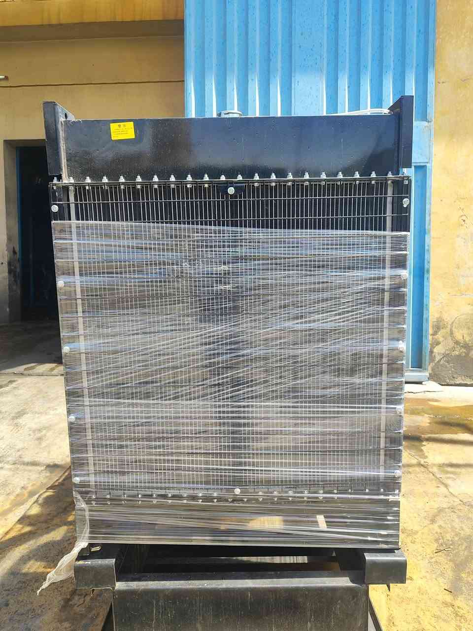 #مولدات_كهربائيه 
تم بحمد الله وصول وجبه مولدات/ كمنز 114/ 24 ولف جديد 
راديتر كبير + نضام حماية+ نضام اوتو 

📍التوليد 250 KVA ستانفورد 
📍السعر خاص او اتصال بالرقم التالي 

العنوان اربيل الصناعه الجنوبيه 
للاستفسار الاتصال+واتساب (***********) يوجد توصيل لجميع المحافظات 🚛
