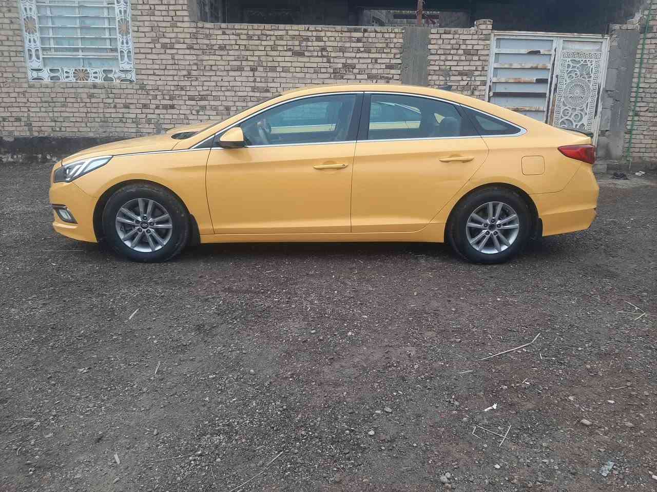 سوناتا 2016 امريكي ليبل واحد 
بس بنيد بدل فقط سياره جاهزه منضومه بانزين جديده بخاخات حاويه تخم تاير حداديه  رقم انكليزي قادسيه هيئه وغرامات اوبحث خطها ديوانيه بغداد بيه تحجه بسيطه موجوده بلمنشورالسعر 118 بيه مجال بصيط مكان الديوانيه شاميه 
 ***********
