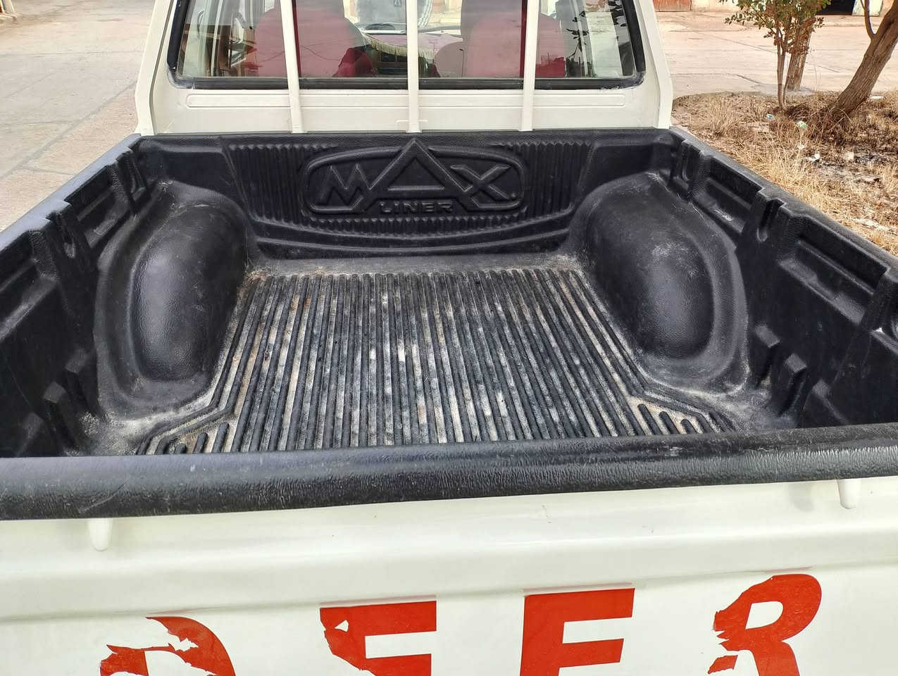 السلام عليكم
بيكم صيني سوبر دير موديل 2010
تبريد شغال محرك كير خير من الله 
سياره مصبوغه حزام تحويل مباشر ارقام انكليزي تسويه لل29 السعر 65وبيها مجال بسيط 
سياره جاهزة منكل نواحي تواصل ***********
