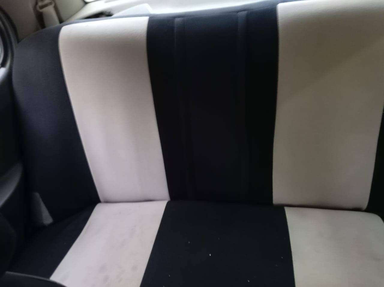 السلام عليكم تايبا للبيع موديل ١٢ بأسمي مكفولة كفالة عامة السيارة تخم تاير صدر جديد أمامي وخلفي مع الدبلات تخم تاير جديدقوايش جدد بولبرنات جدد راديتر وبنكات جدد دوشمة جديدة شواصي جديدة عدا طخة بالجاملغ الأمامي عدلتها عالبارد وتبخير قليل ولكن لايوجد بالمكينة  لا بوش ولا صوت تكلف ٣٠٠ ألف السعر ٣٦ وبيها مجال بسيط مكاني الحرية ***********
