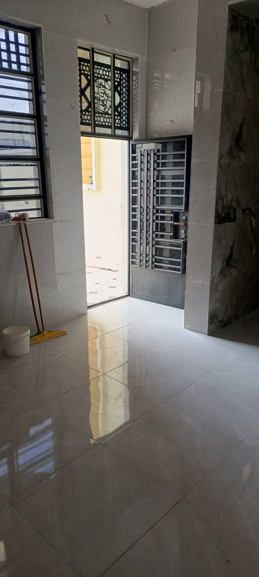 ​🏗️ ننفذ لكم أعمال الأرضيات والدروج بأعلى جودة.
📞 للاستفسار والتواصل: *********** (متوفر واتساب)
