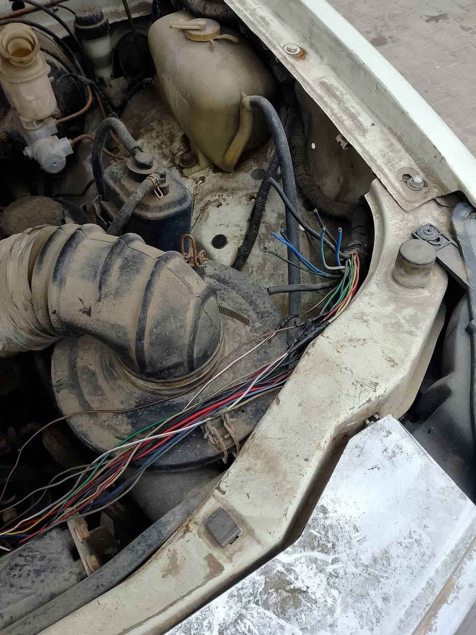 كوم حديد بيهه رقم واحد والثاني ضايع راعيهه موجود منك اله ‏‪***********‬‏
