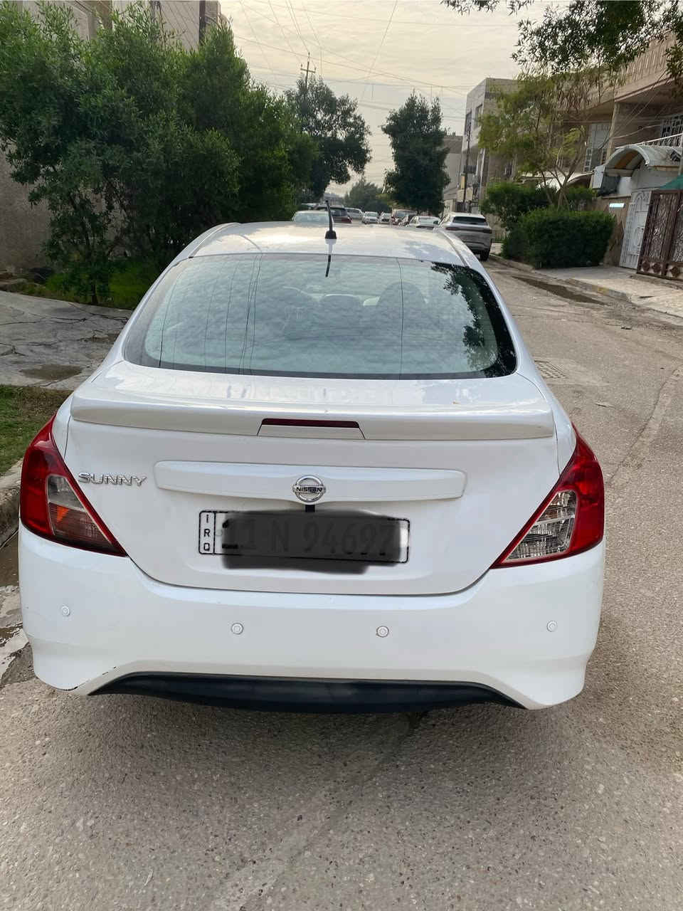 سني هندي موديل ٢٠٢٠
رقم بغداد جديد باسمي
تبديل باب خلفي جهه السايق وصبغ جاملغ خلفي 
وجنطه بيها صبغ والسونار موجود بالمنشور 
السياره بيهه منظومه غاز جاهزه وخير من الله كير ومحرك وتبريد كفاله 
تحكم ستيرن
بصمه السياره وتشغيل عن بعد 
شاشه كاميرا 
حساسات خلفية
ادامه على السياره وجاهزه من كلشي 
تخم تايرات جديد قبل شهر
صدر جديد 
باتري جديد 
السياره نظيفة وجاهزه  ماشيه ٩٥ كيلو السعر المطلوب ١٠٢ وبيهه مجال بسيط للشراي
مكاني المنصور 
***********
