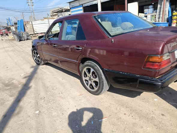 السلام عليكم مارسدس دب موديل 90 كامله وجاهزه مال جناي مكينه ففتي جديده رقم بغداد بسمنه السعر 55 وبيه مجال عنواني مدائن سلمان باك وهاذ رقمي ***********
