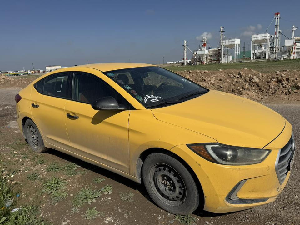 سلام عليكم النتره 2017 بغداد بسمي 
وارد امريكي ليبل واحد السياره جاهزه 
بيها نواقص بسيطه ظربتها 
الجاملغ الخلفي 
صفحت السائيق 
السونار موجود بالمنشور 
 عنواني بغداد
سعرها 115
***********
