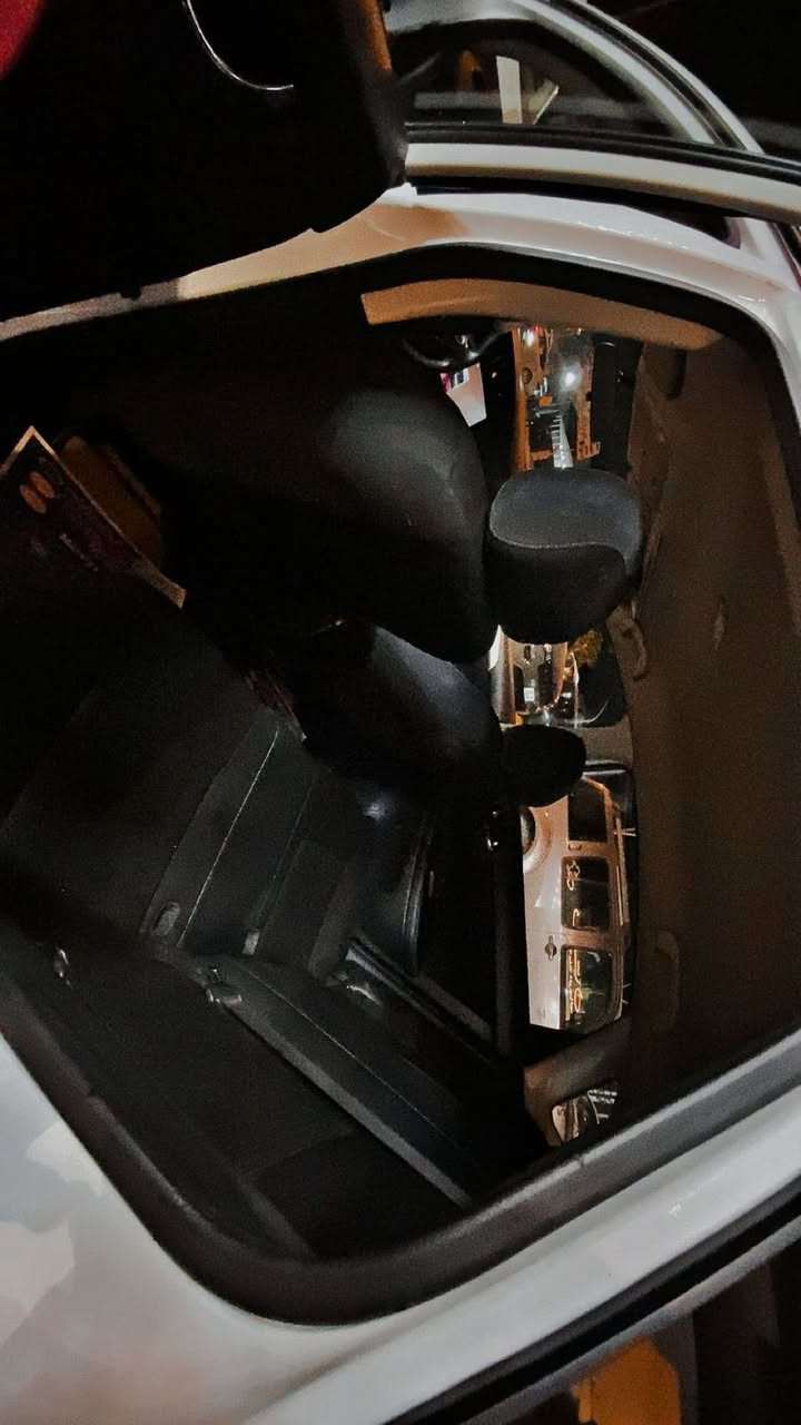 نيسان سنترا للبيع
موديل ٢٠١٩ الفئه العاديه مواصفاتها معروفه وارد امريكي حادث دعاميه  و تفاصيلها الباقيه واضحه بالصور رقم  
انبار  تحويل مباشر 
السعر 115 ورقة 
استفسار ع الخاص او اتصال ***********
الرمادي مركز مدينة
