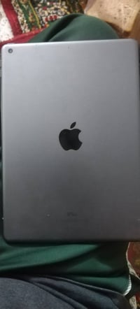 آيباد 9 • ٦٤ • مقفل