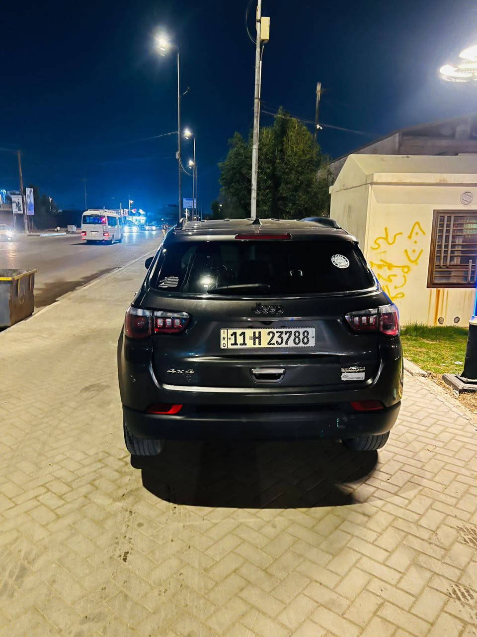 سلام عليكم جيب كوماس موديل 20 السونار موجود بالصور  السعر 125
***********
البصره البصرة, العراق
