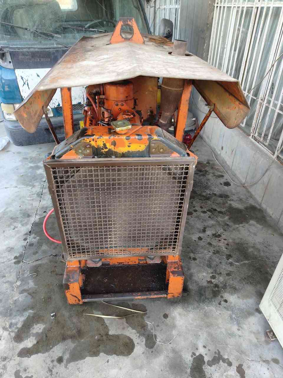 للبيع مولد افيكو ثلاثة بستم 25 كيفي مكفول عالشغل السعر 30 ورقة وبيه مجال
المكان بغداد أطراف أبو غريب 
***********
