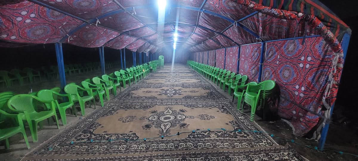 سلام عليكم كراسي ناصر البيع العنوان بغداد الاستفسار *********** السعر ٥
