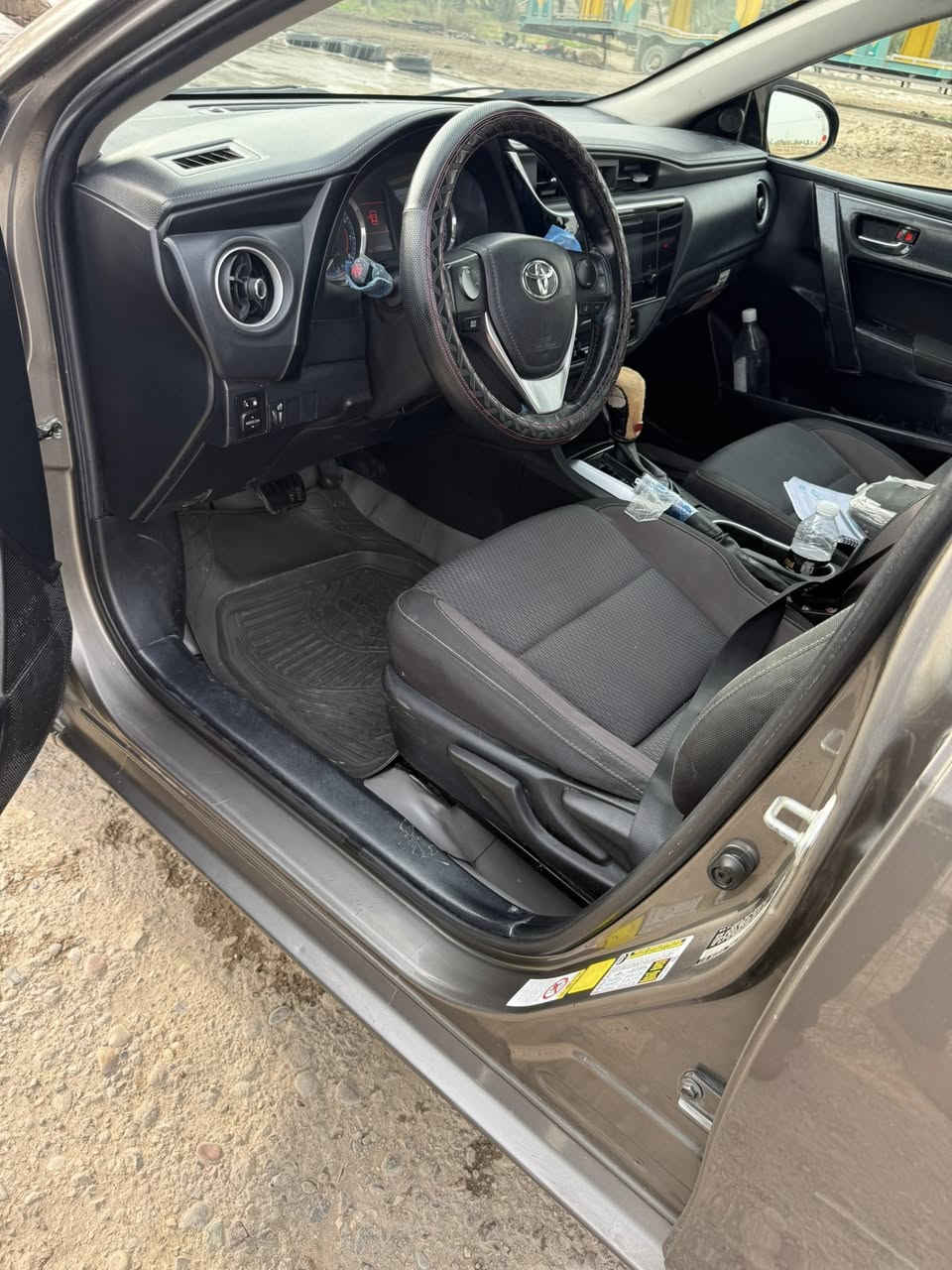 السلام عليكم سيارة كورلا موديل ١٩ قطعتين فقط السونار مرفق بل صور السعر ١٣٠. ***********
