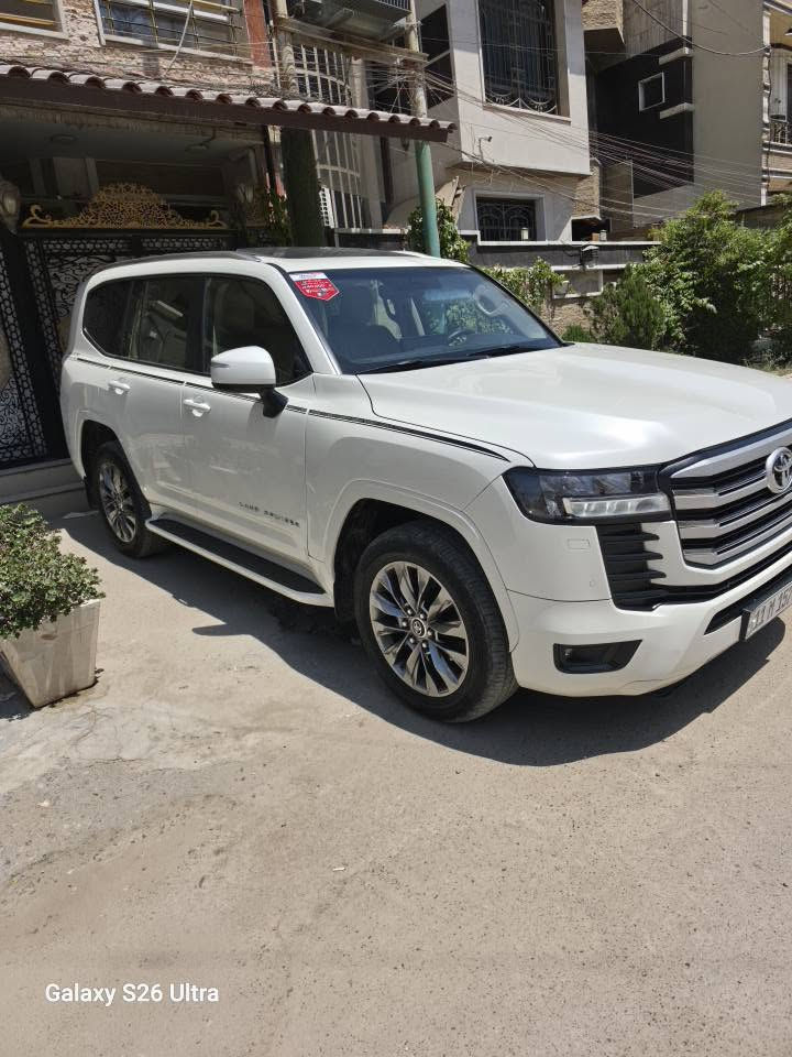 سلام عليكم..
لاندكروز GXR ساز وكاله
موديل 2024
عداد الكيلو متر 39000
السعر 69500
السياره خاليه من اي ملاحضه
بدون بارد بدون رصعات بدون شخوط
مكان السياره بغداد حي البنوك
هاتف *********** بغداد, العراق
