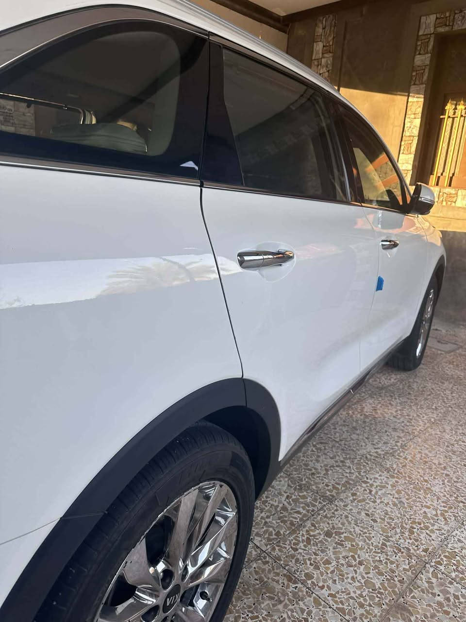 السلام عليكم سياره سورنتو موديل 2019 خليجي سياره فول مواصفات واحد على واحد عدا الفور ويل وتدفئه بالكشنات محرك سته سلندر سبعه راكب ثلاث قطع تبريد سياره خليجي وباقي المواصفات معروفه كفاله من كل شيء سعر السياره 275 بها مجال بسيط العنوان الانبار رقم الهاتف                       ‭ ‭0781 439 0605‬ بغداد, العراق
