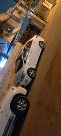 اكسنت 2012 نسبه نظافه 85 بالميه  كشر جيدا جدا محرك وكير خير من الله مع...