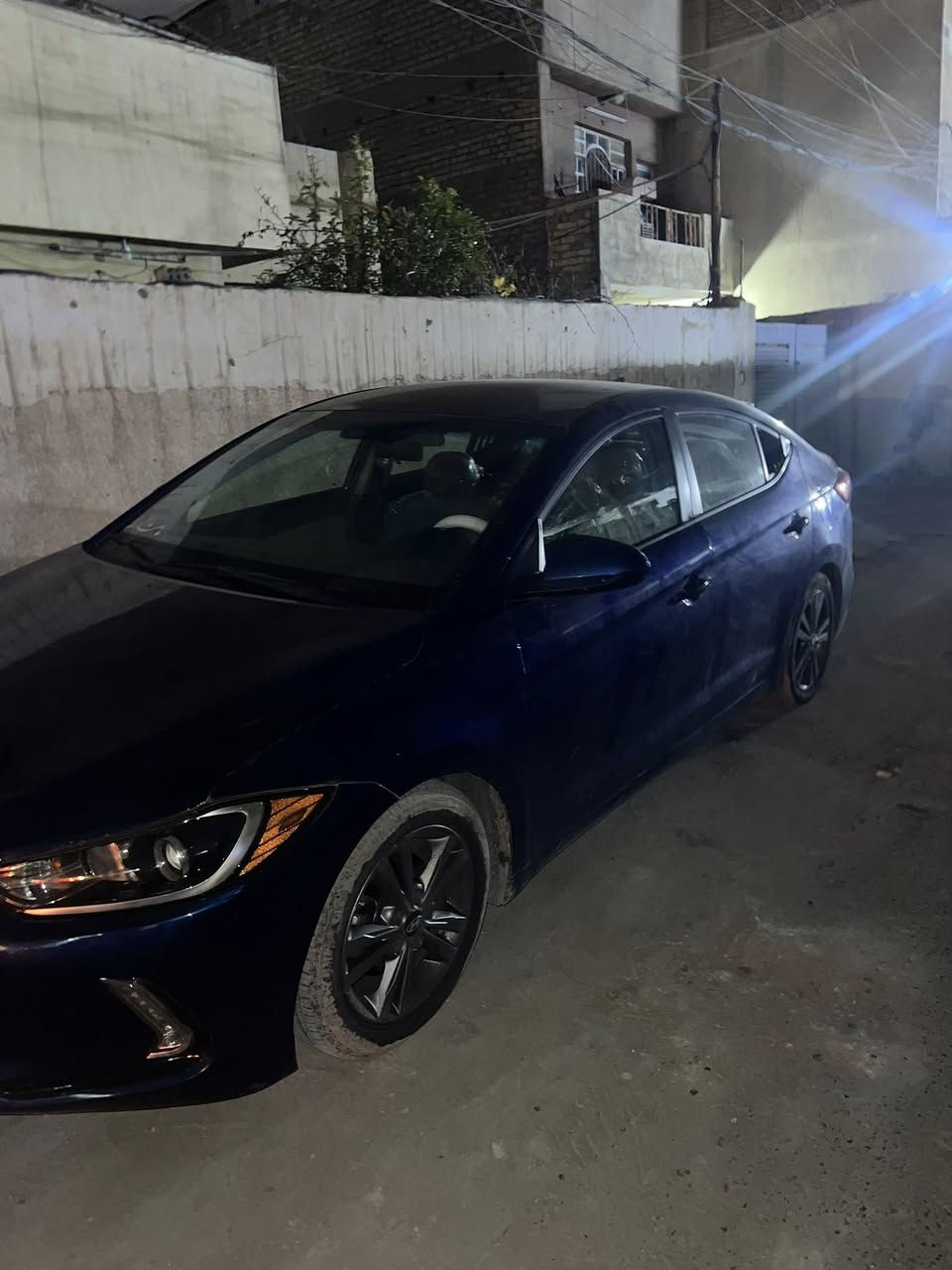 سلام عليكم النترا 2018 ماشيه 110 سياره جديده جديده مناقصها برغي حادثها جنطه ب126 وبيها مجال بسيط مكاني بياع رقمي *********** وبيكم خير وتدللون 🤍
