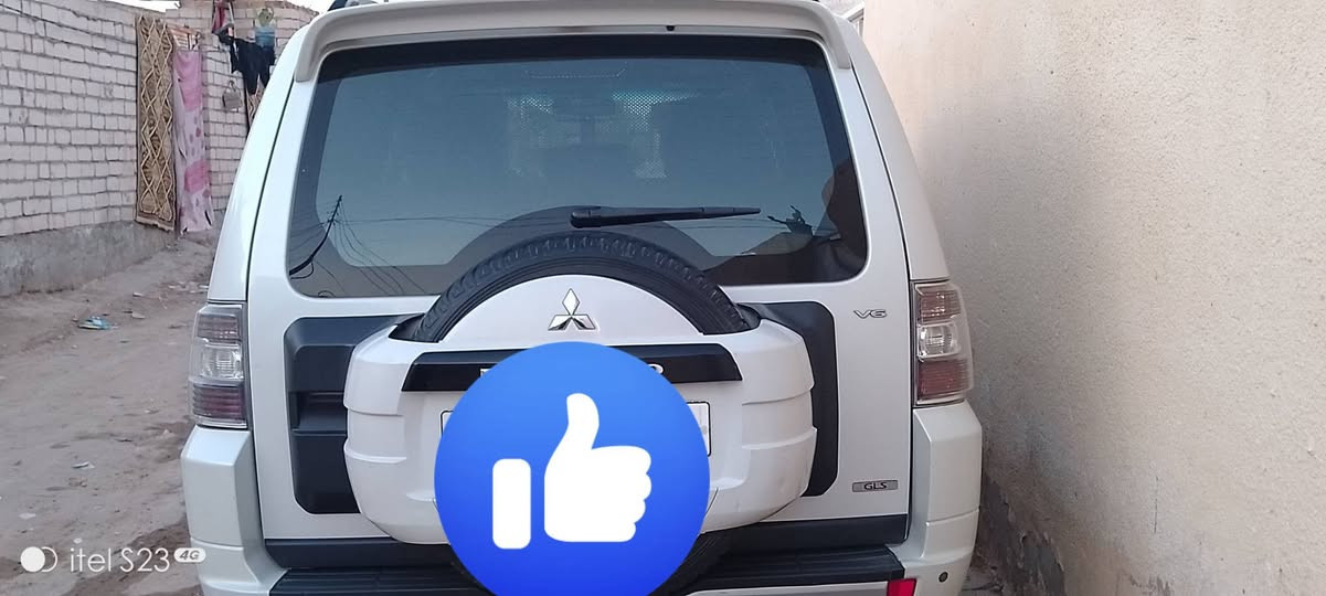 السلام عليكم سياره للبيع موديل14 مكفوله من كلشي الموقع الحمزه الشرقي الرقم لتواصل ***********
