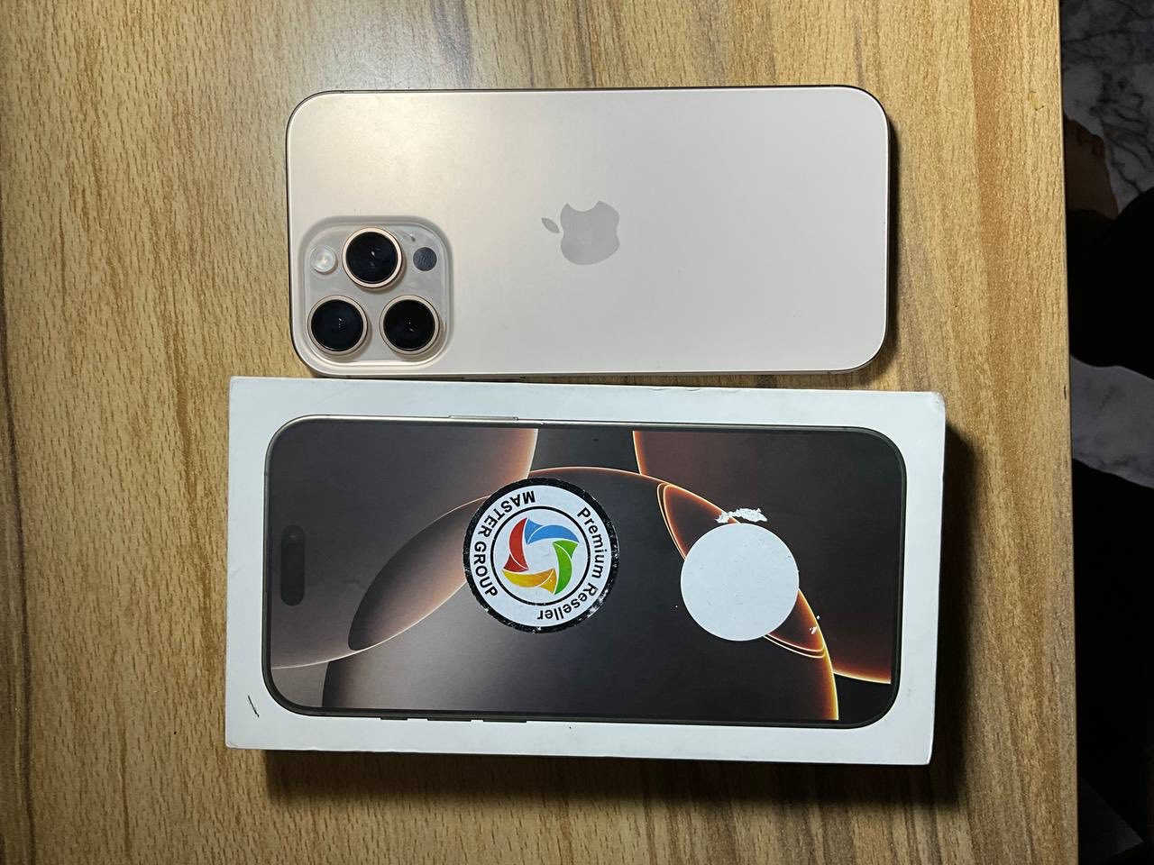 16 pro max 256 شرق اوسط كامل ملحقات
بطارية 100%
مشحون اكثر من 200 مرة
داخل ضمان بعدلة 9 شهور ويخلص ضمان
نظيف كلش نسبة نظافته 100%
شخطايه مابي 
جهاز مصارله كم شهر من استخدمته
وينتهي الضمان بشهر التاسع
عنواني حلة ، بابل
***********
السعر 1475وبيه مجال 🔥🔥
