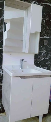 مغسلة كاونتر • قليلة الاستخدام • البوبيات