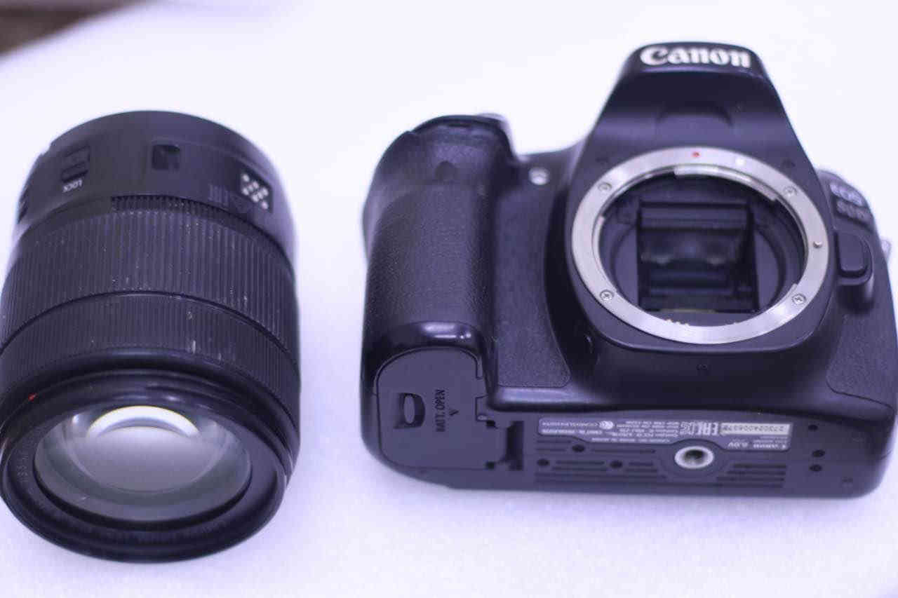 كامرات كانون d80 سستم كامل 3 كامرات نظافه 90% مع العدسات الاصليه 18-135 مع 👇🏻

- عدسة كانون 70-200 الاصدار الاول فتحة 2.8 ( بيها خلل اوتو فوكس فقط )

- كامرة كوبرو 9 مع رام 64GB

- رونن dji Rs3 min ( نسخة المني )

- شواحن الكامرات + البطاريات + الحقيبه + رامات 

السعر الكلي : 3500 وقابل للتفاوض 

التواصل او الاستفسار موجود واتساب + اتصال على هذا الرقم *********** البصرة
